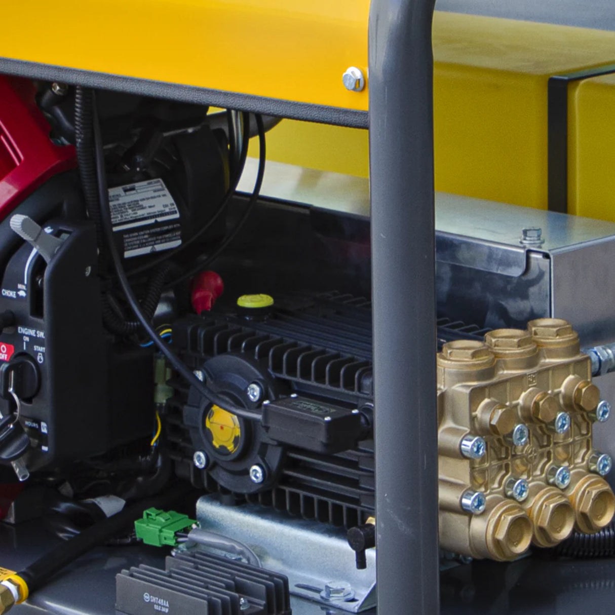 BE Power 3,000 PSI Truck-Mount Hot Water Pressure Washer with Honda GX690 Engine