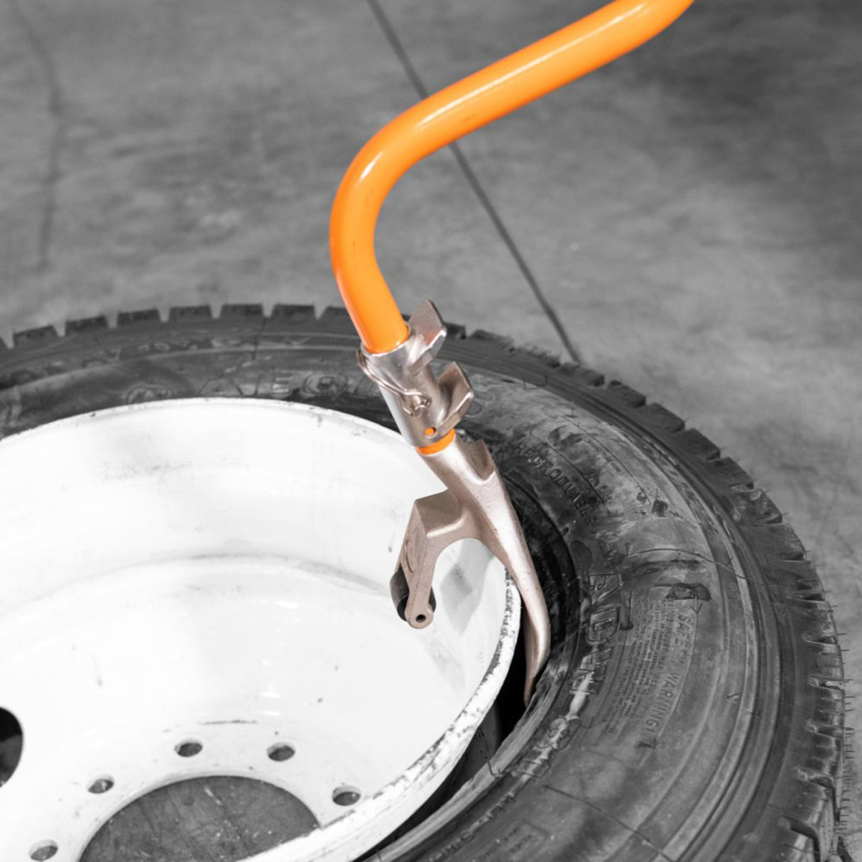 Martins Industries Super Single Tire Demounting Tool (MDT-SS) – Manual Demount Tool for Super Single & Wide-Base Truck Tires, 4-Step Process