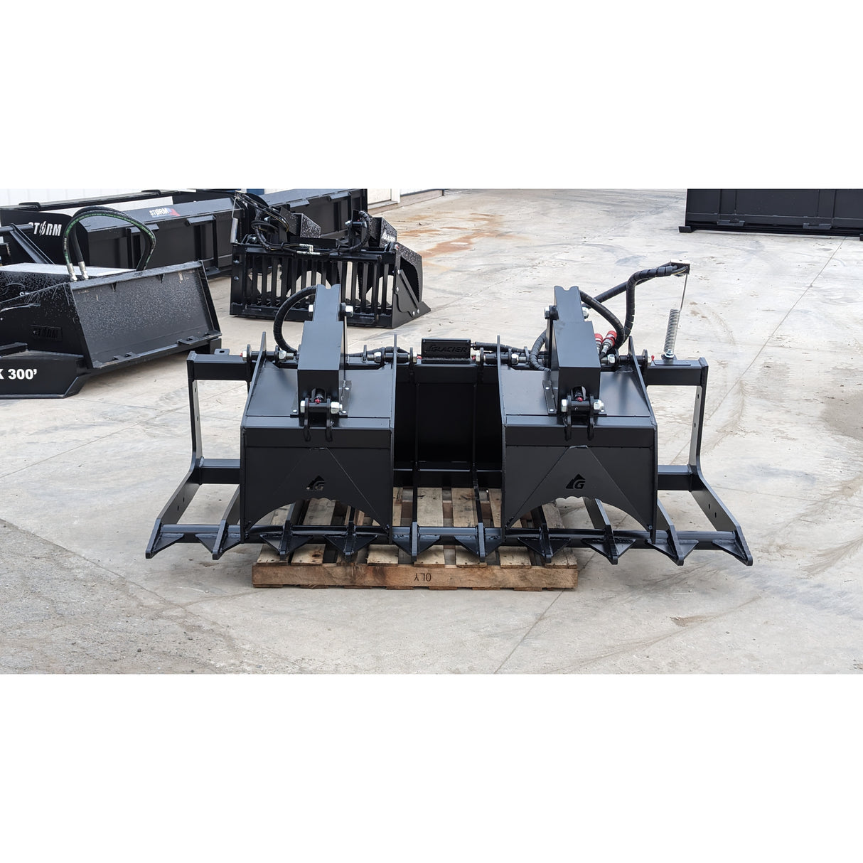Glacier Attachments Root/Brush Grapple for Skid Steers