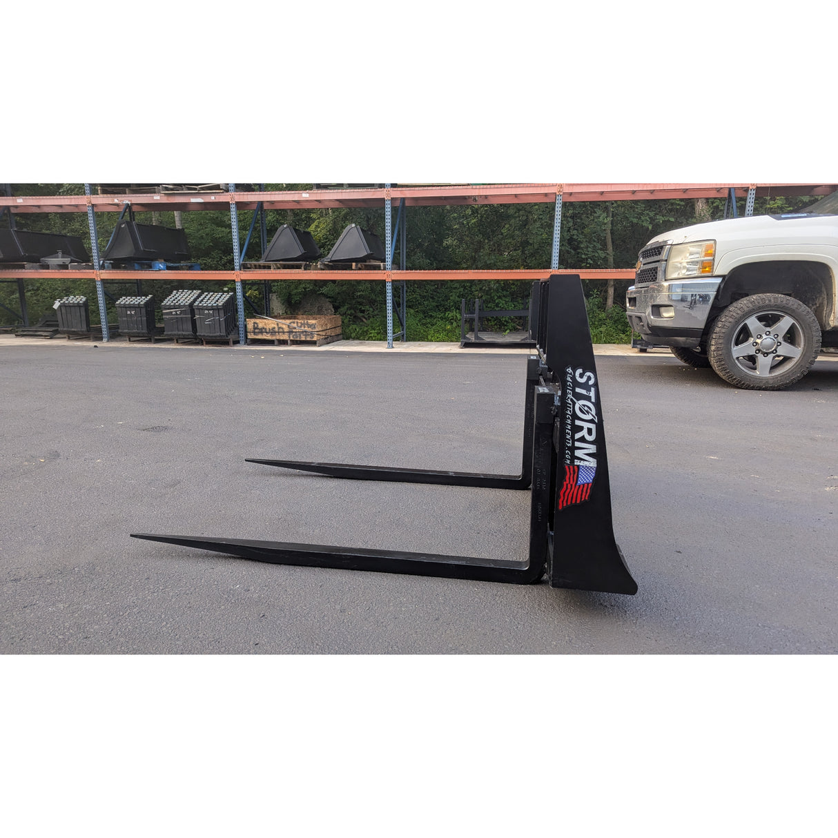 Glacier Attachments - Storm Hay Spear Pallet Forks (Adjustable Double Spear)