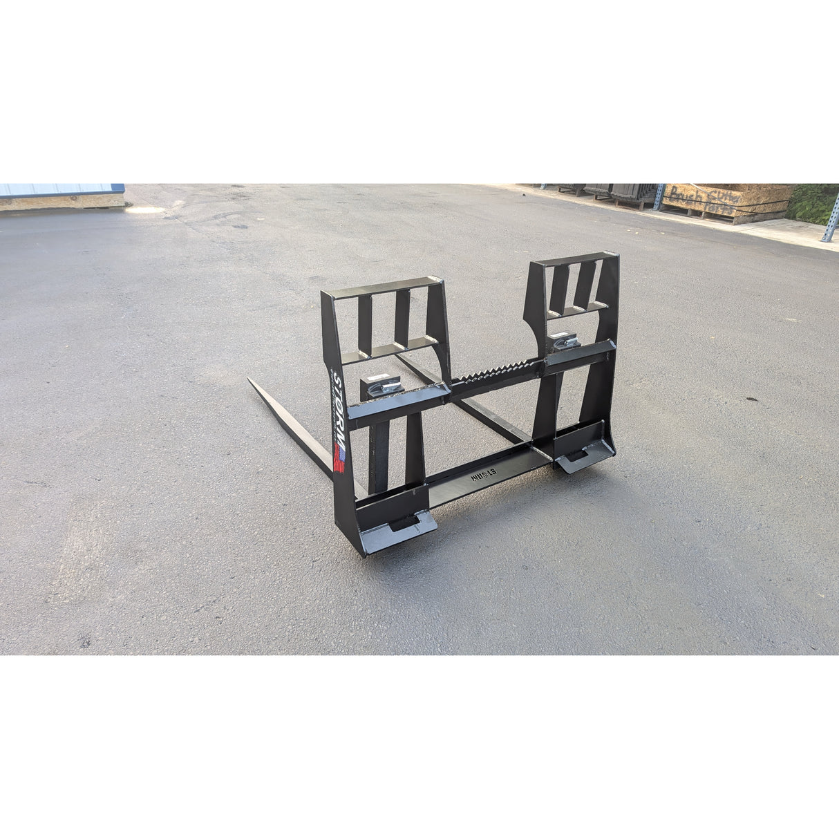 Glacier Attachments - Storm Hay Spear Pallet Forks (Adjustable Double Spear)