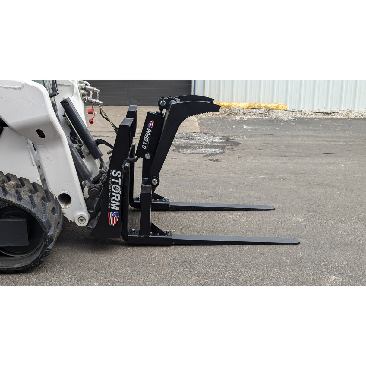 Glacier Attachments - Storm Pallet Fork Grapple
