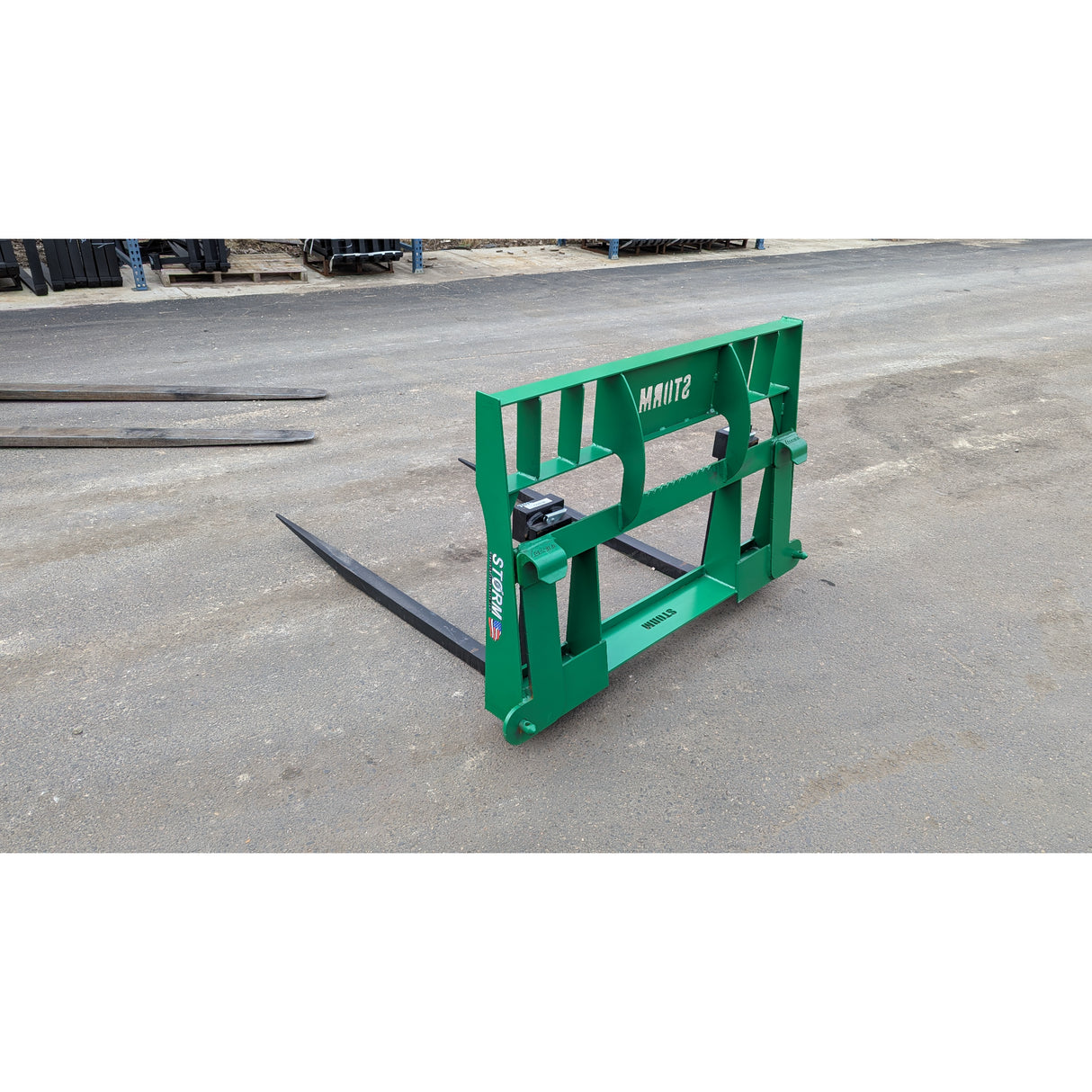 Glacier Attachments - Storm Hay Spear Pallet Forks (Adjustable Double Spear)