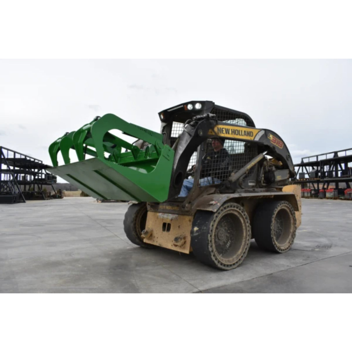 Loflin Fabrication Compact Tractor Grapple Bucket