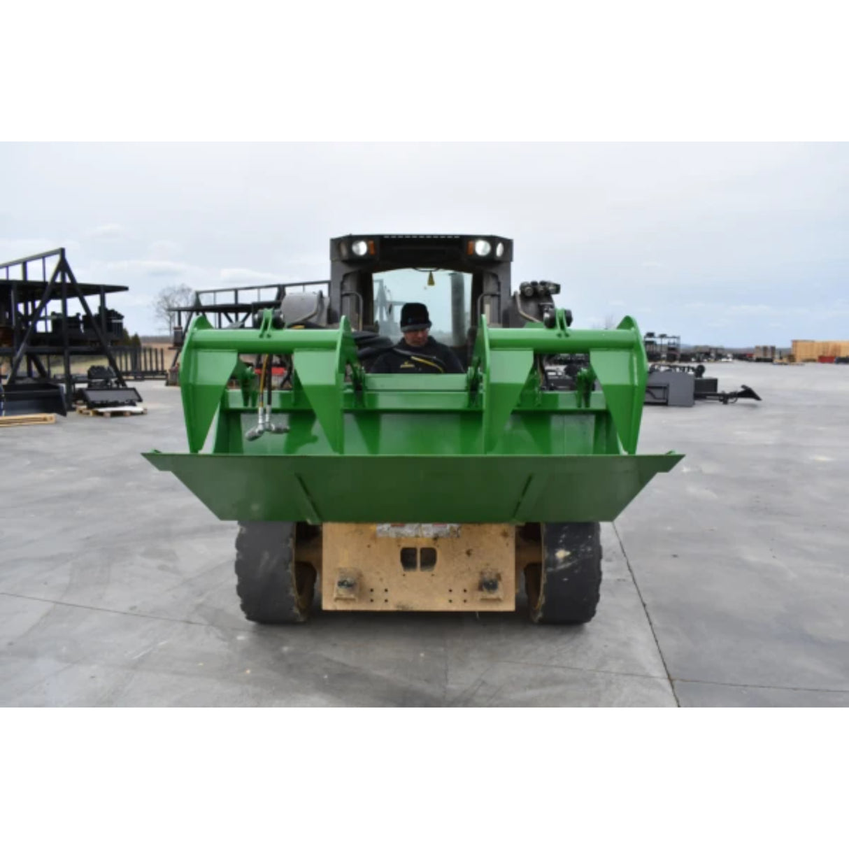 Loflin Fabrication Compact Tractor Grapple Bucket