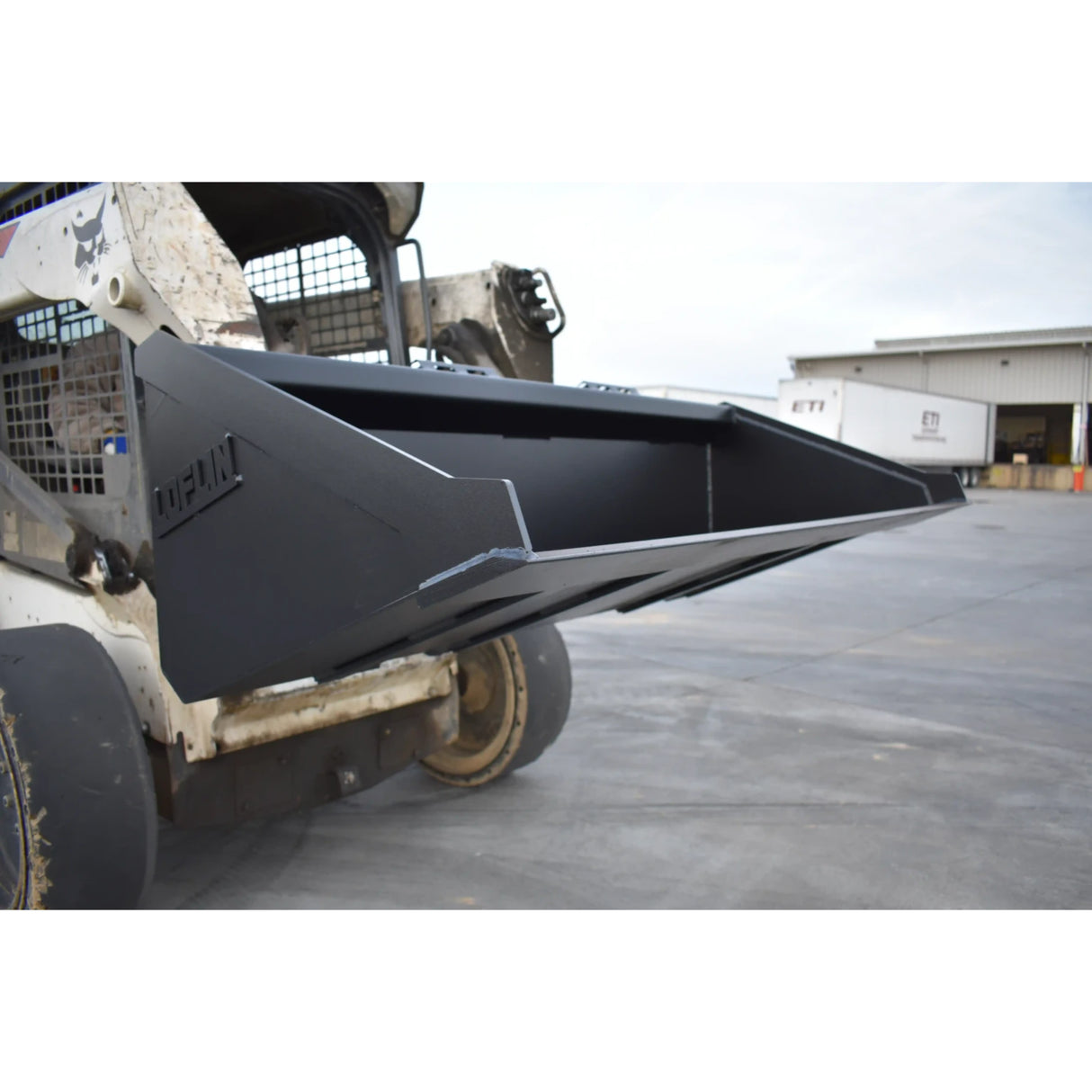 Loflin Fabrication Skid Steer Standard Duty Low Profile Bucket