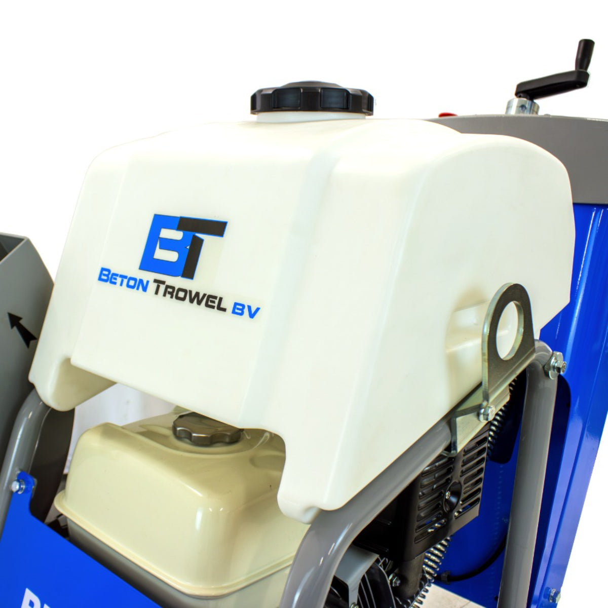 Beton Trowel BTCS501 18 In. Walk-Behind Concrete Saw | Honda GX390 13 HP | Screw Feed