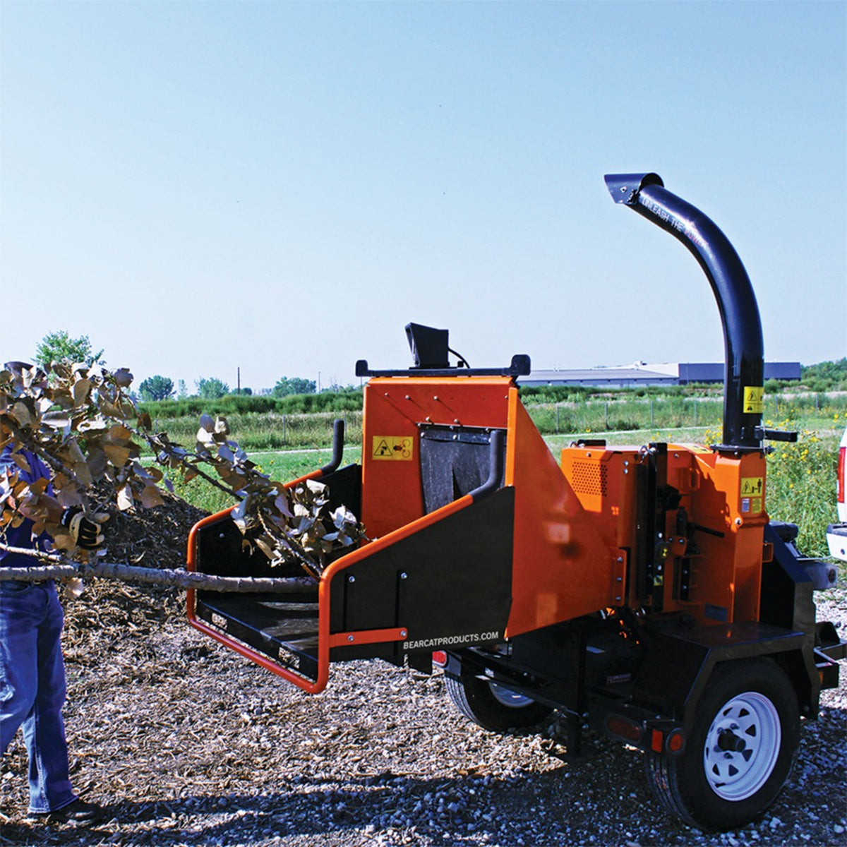 Bear Cat CH6627H 6 In. Towable Chipper | 23 HP Vanguard Hydraulic Feed