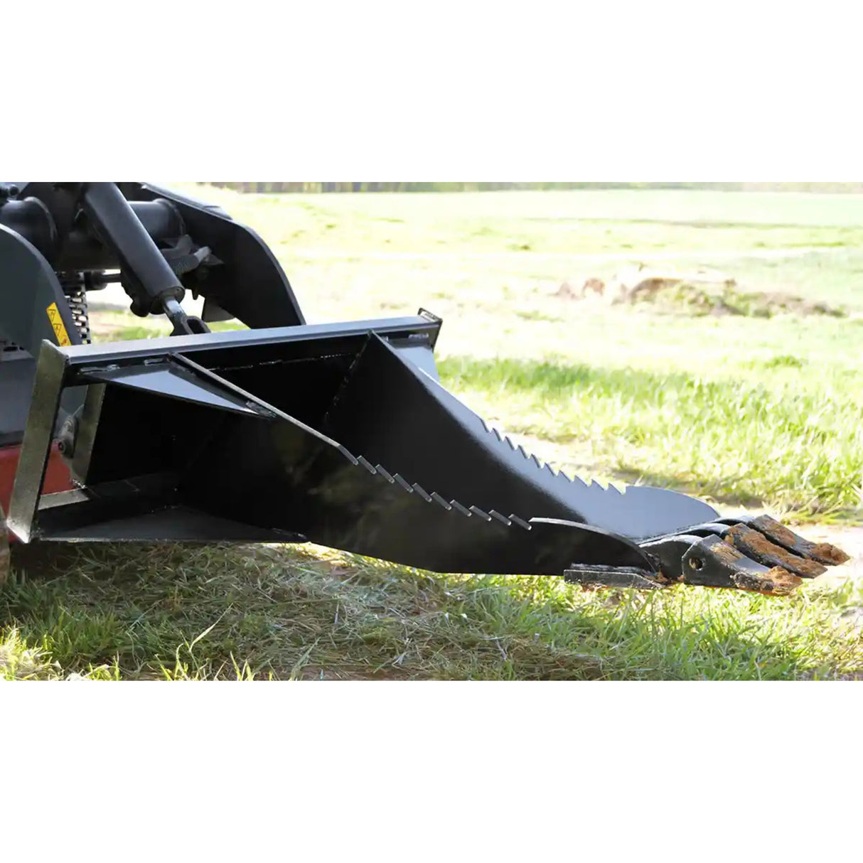 Loflin Fabrication Mini Skid Steer Stump Bucket