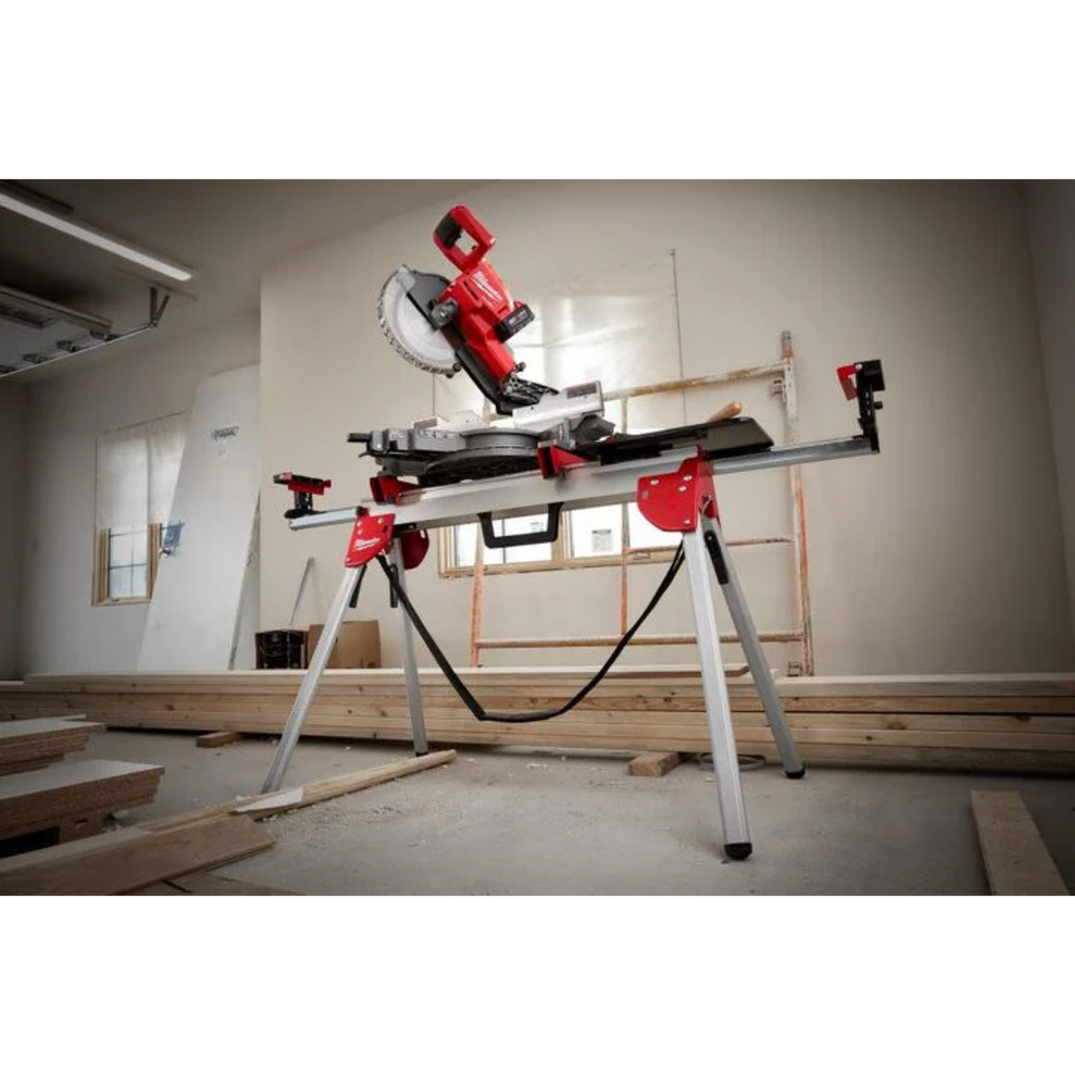 Milwaukee Folding Miter Saw Stand