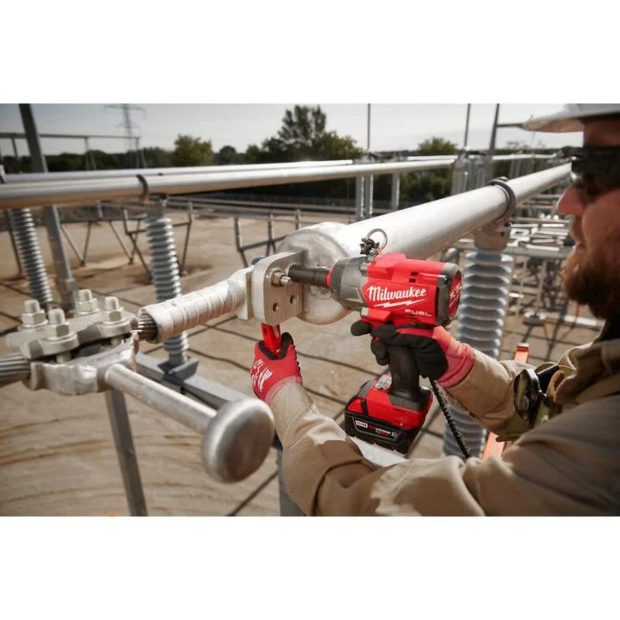 Milwaukee M18 FUEL 1/2in High Torque Impact Wrench with Pin Detent Kit