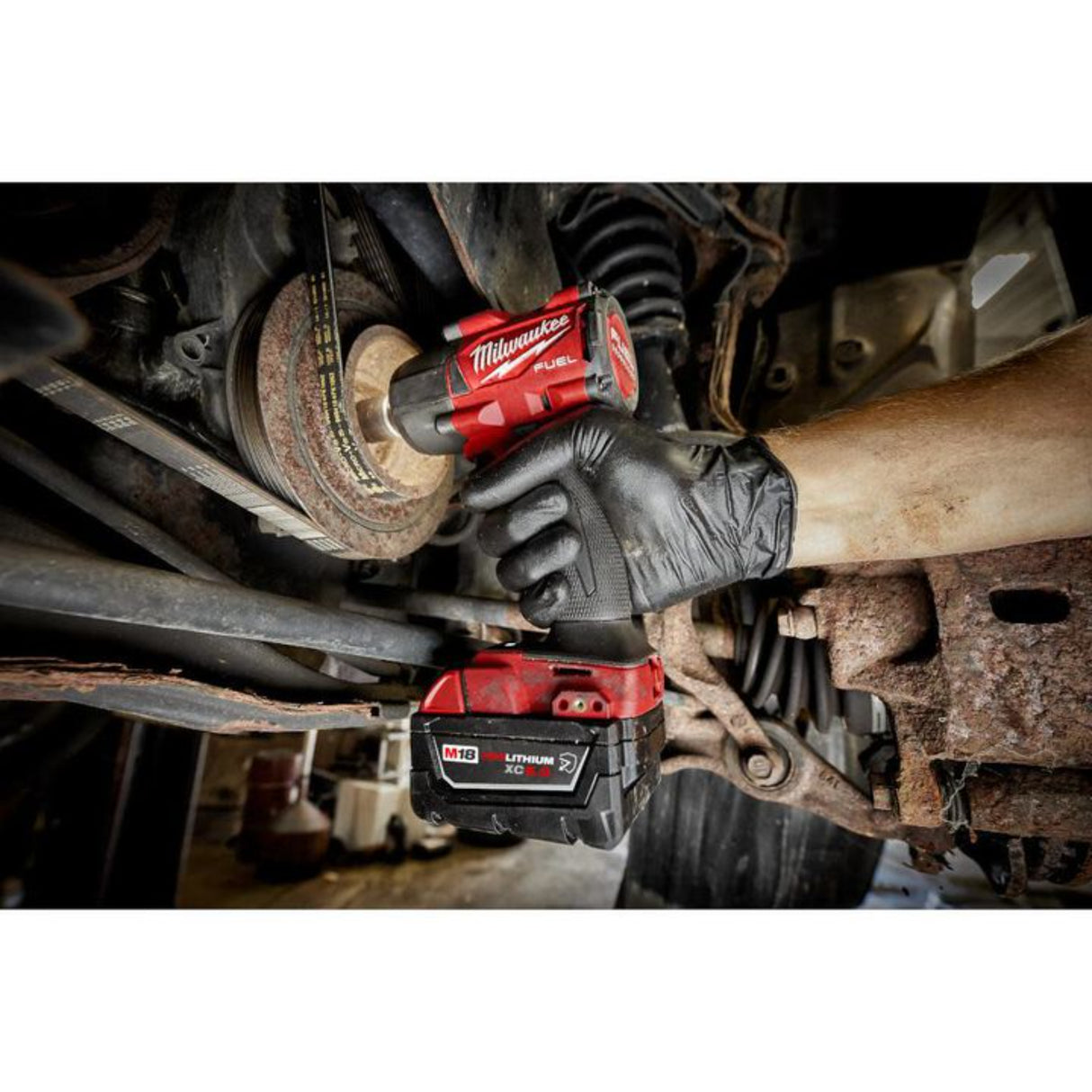 Milwaukee M18 FUEL 3/8inch Mid Torque Impact Wrench with Friction Ring Kit