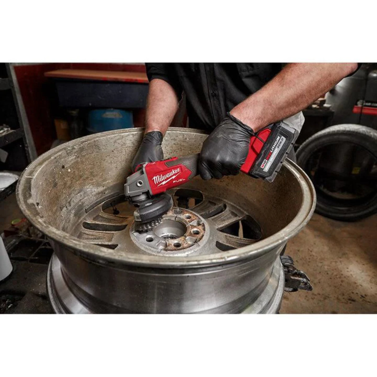 Milwaukee M18 FUEL 4 1/2inch / 5inch Braking Grinder (Bare Tool)
