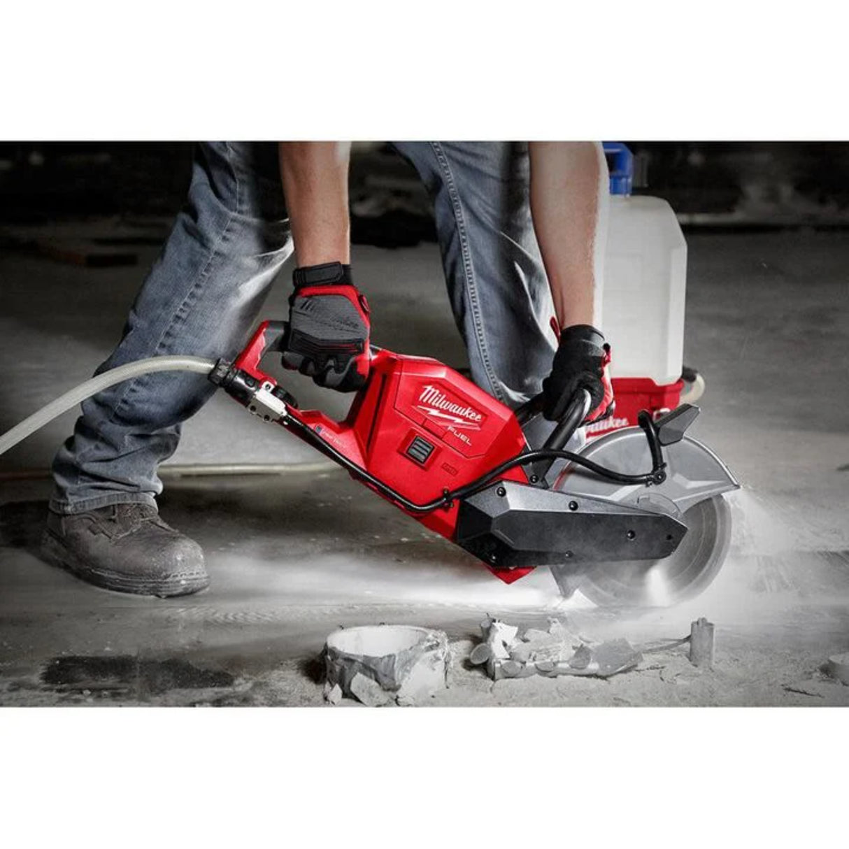 Milwaukee M18 FUEL 9 in. Cut-Off Saw with ONE-KEY Kit