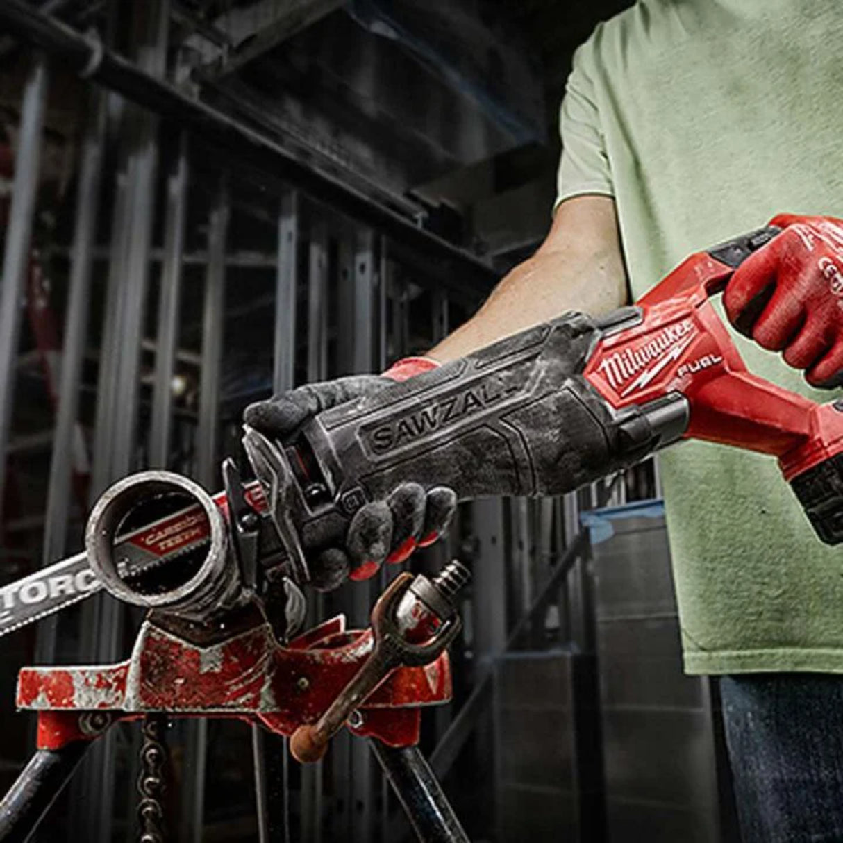 Milwaukee M18 FUEL SAWZALL Reciprocating Saw with ONE-KEY - 2 Battery XC5.0 Kit