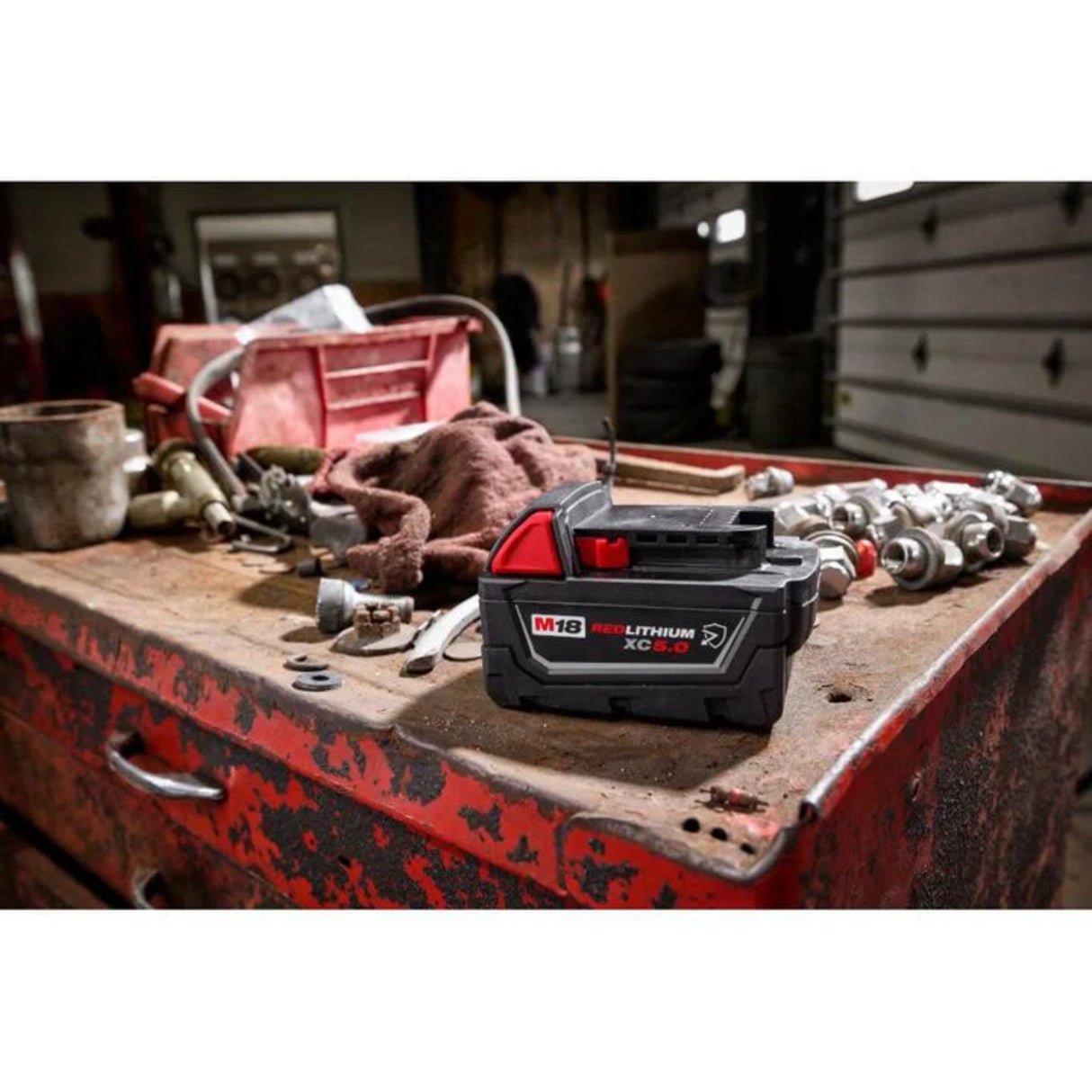 Milwaukee M18 REDLITHIUM XC 18V 5Ah Lithium Ion Power Tool Battery Pack with Fuel Indicator