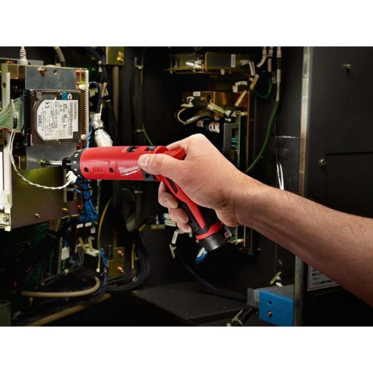 Milwaukee M4 1/4 In. Hex Screwdriver Kit