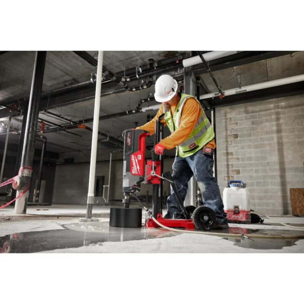 Milwaukee MX FUEL REDLITHIUM FORGE HD 72V 12Ah Lithium Ion Power Tool Battery Pack with Fuel Indicator