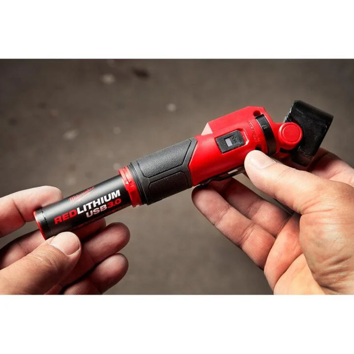 Milwaukee REDLITHIUM USB 4V 3Ah Lithium Ion Power Tool Battery Pack