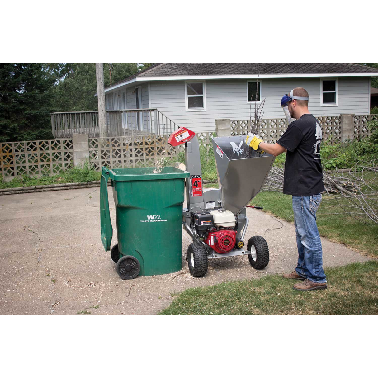 Dosko 13-21T-13H 4" Brush Chipper Honda GX390