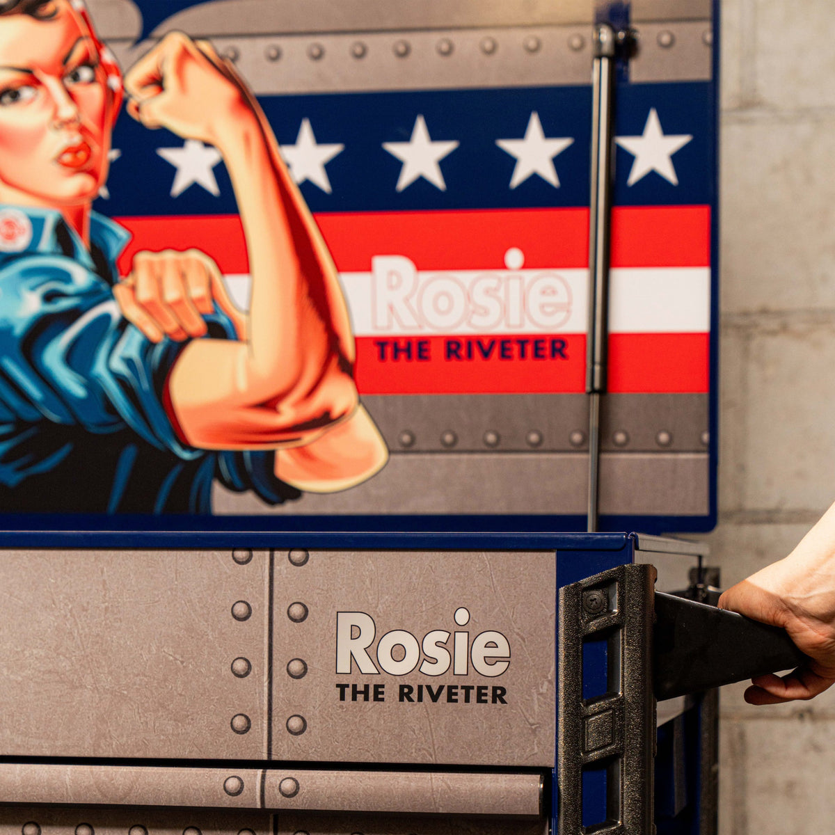 SUNEX Rosie the Riveter 39" 6-Drawer Premium Service Cart, 600 lb Capacity