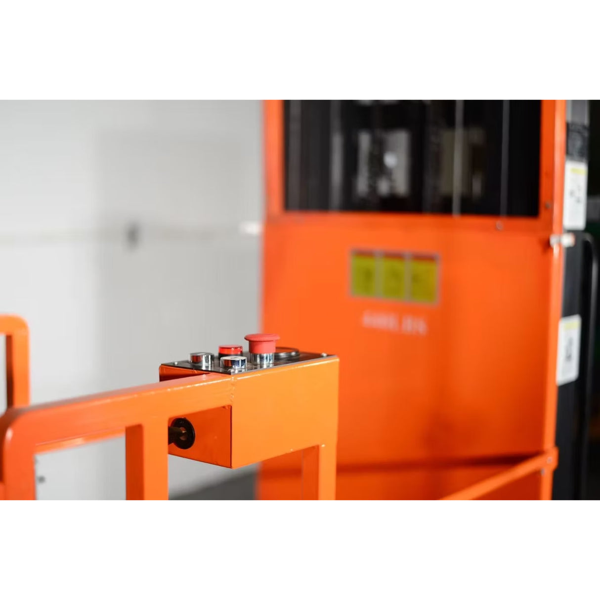 GNT GOP44S Semi-Electric Order Picker