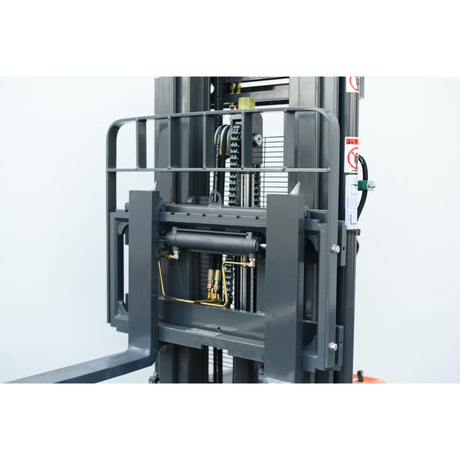 GNT G44CS-Li Lithium Side-Shift Electric Straddle Stacker