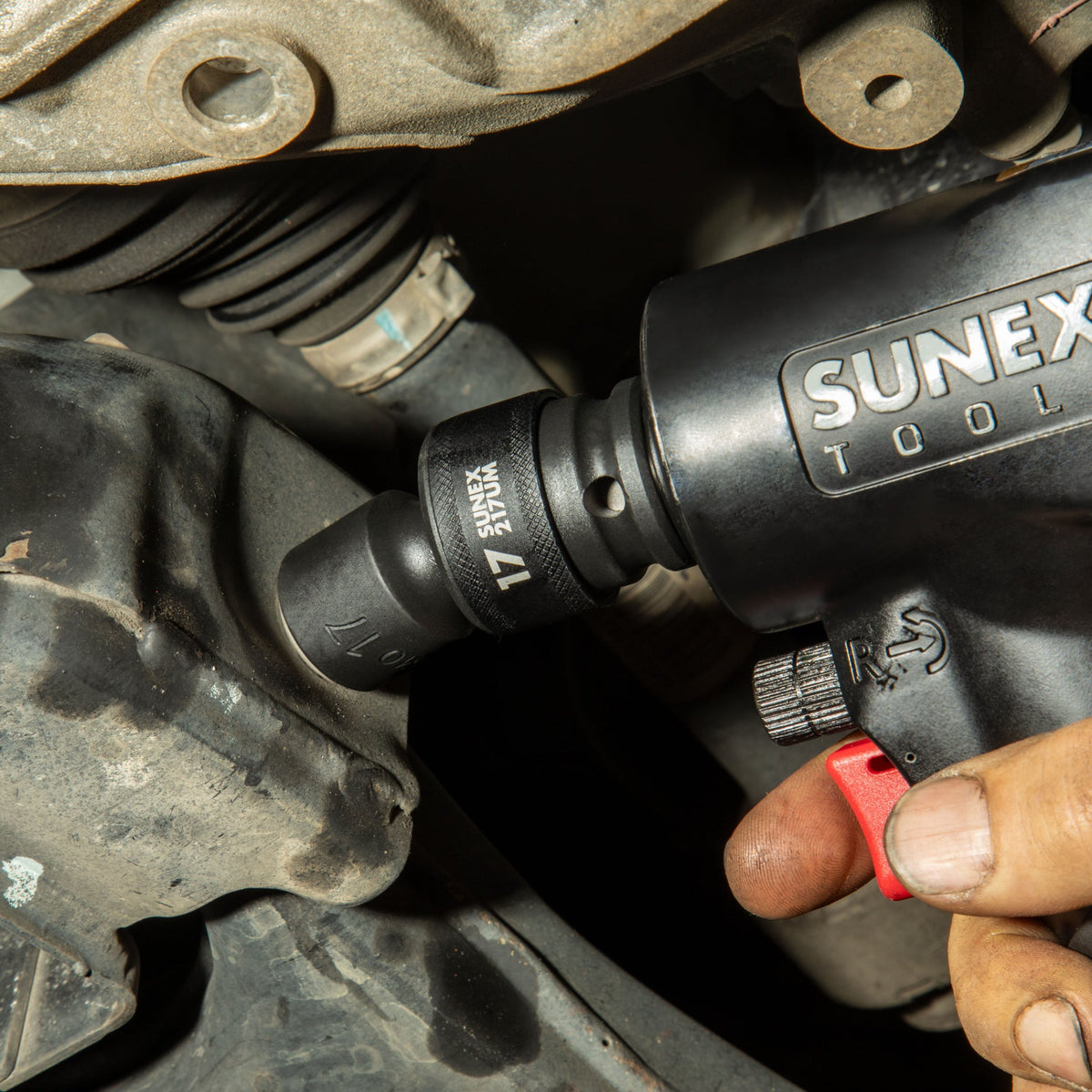 SUNEX 2665 1/2" Drive Metric 6-Point Standard Universal Impact Socket Set, 13-Piece
