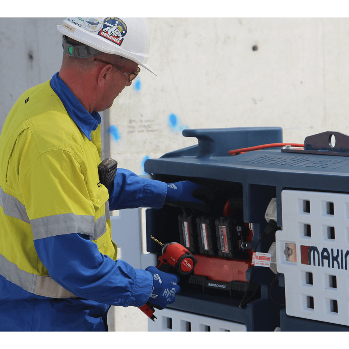 Makinex Mobile Charge Pod, 6-Locker Battery Charging Cabinet