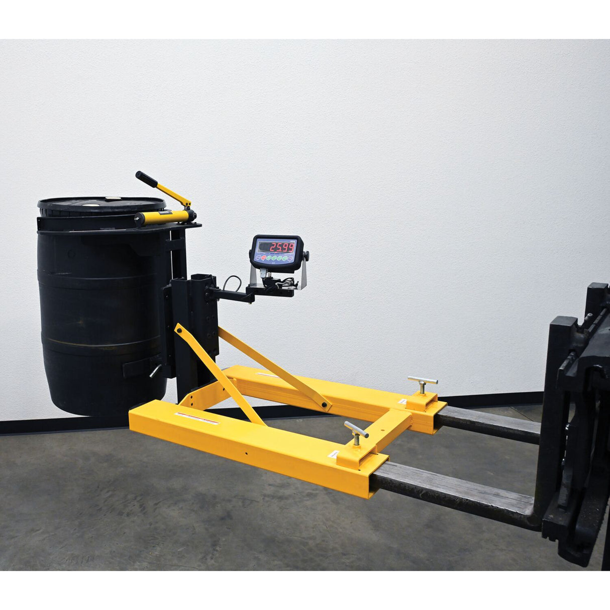 Vestil DGPS-55-SCL Fork Mounted Drum Gripper with Digital Scale | Grip & Weigh 55-Gallon Steel or Poly Drums, Top-Lip Lift, 700 lb