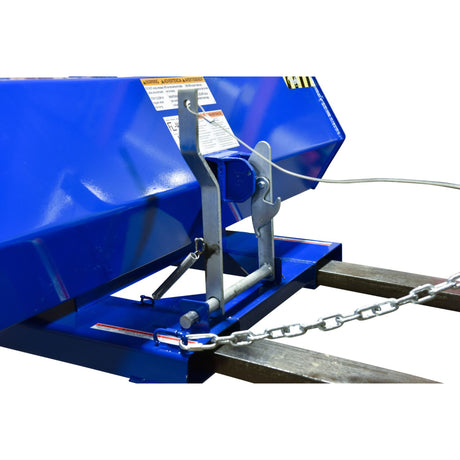 Vestil Fork Mounted Front Loader - 4,000 lb Capacity Dust Pan Scoop (FL Series)