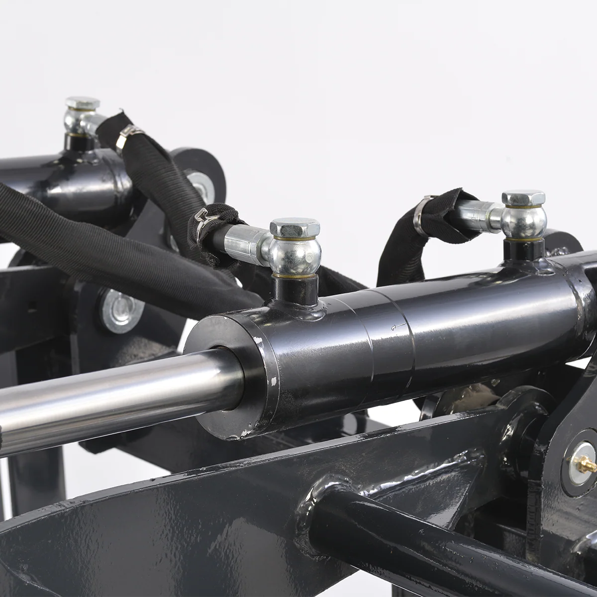 MechMaxx 72" Skid Steer Grapple Bucket Attachment, 2700 lb Capacity