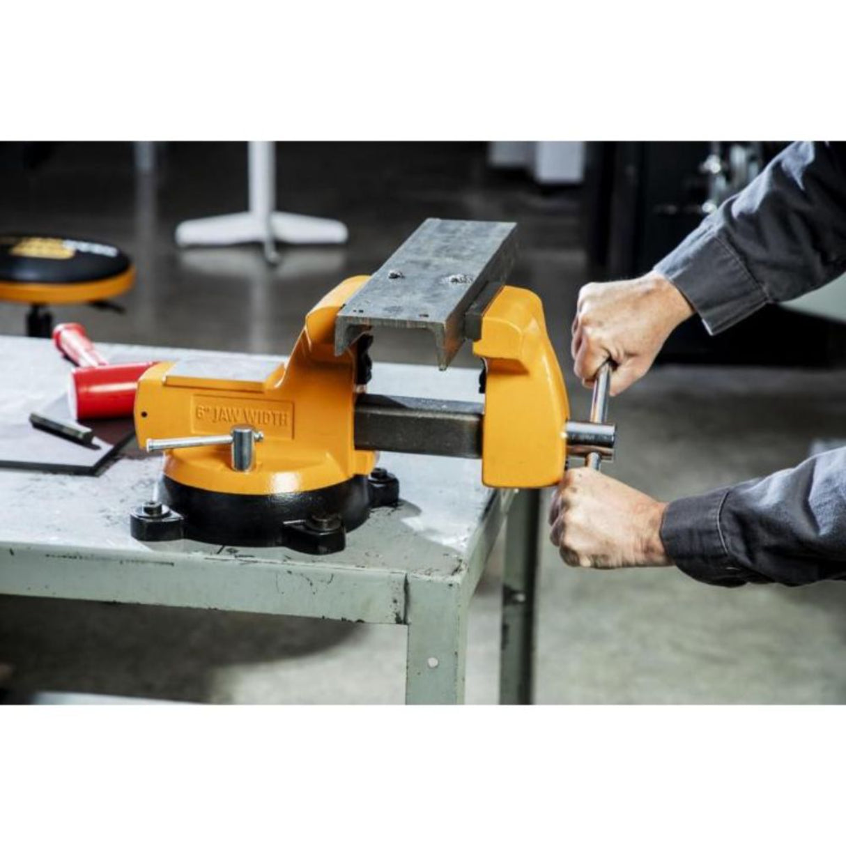 GearWrench GWBVA6 6" Mechanic's Bench Vise with Anvil — 360° Swivel Base