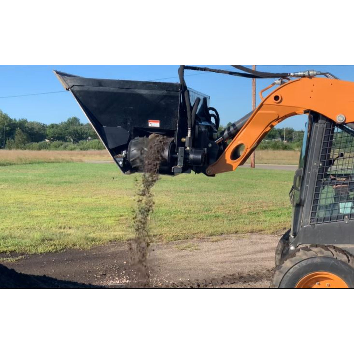 Top Dog Attachments Dual Side Flow Bucket – Heavy Material Skid Steer Attachment