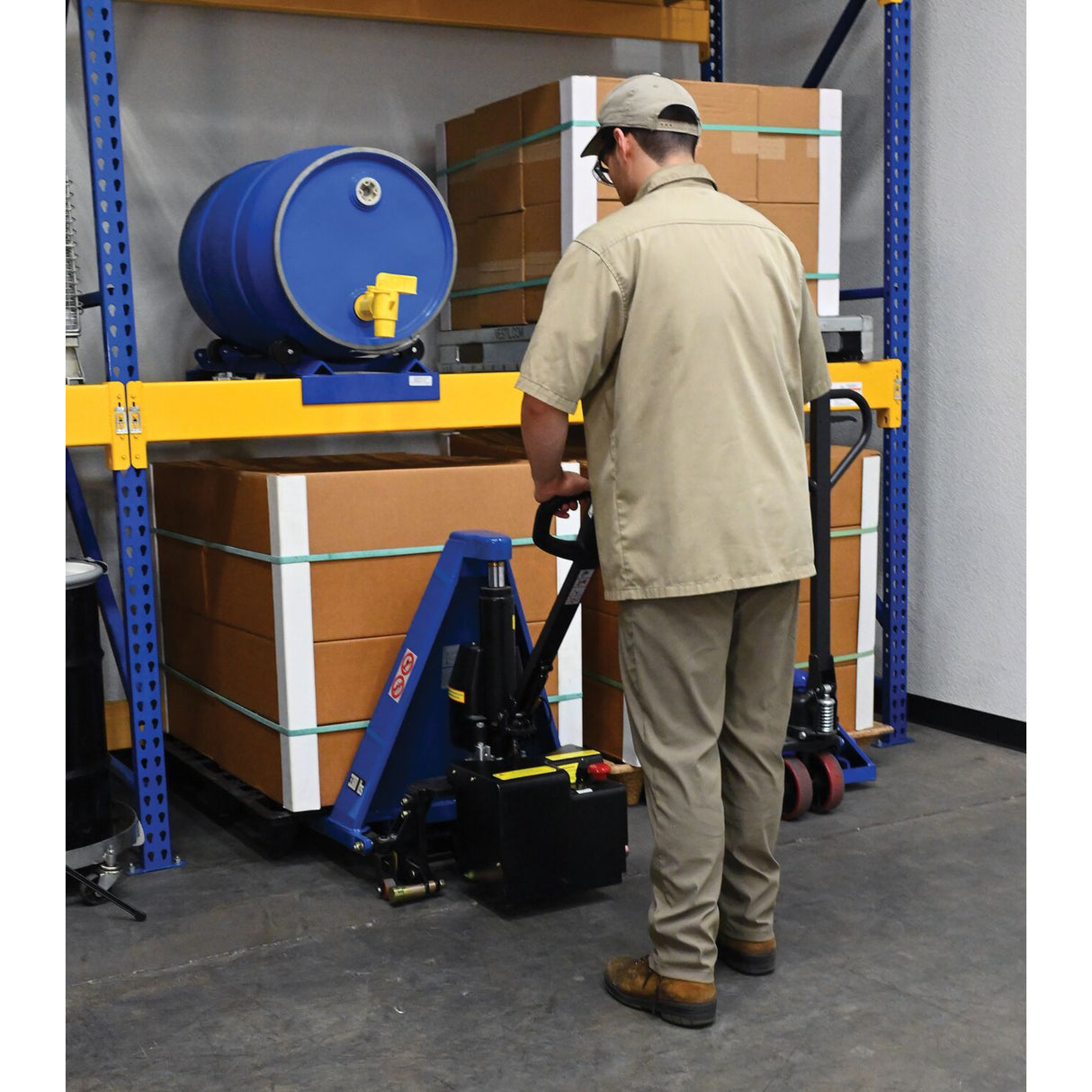 Vestil L-270-DC-HD-CTD DC Powered Tote Lifter with Power Traction Drive — Self-Propelled Tote Handling for Long-Travel Routes