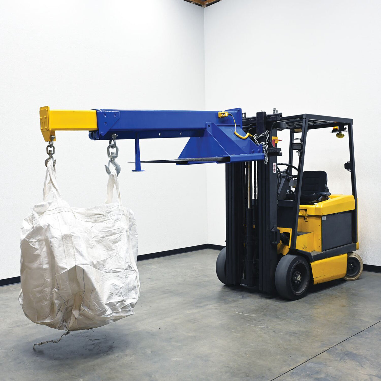 Vestil LM-HBE Hydraulic Powered Telescoping Forklift Lift Boom — Power-Operated Extension, 8,000 lb Capacity