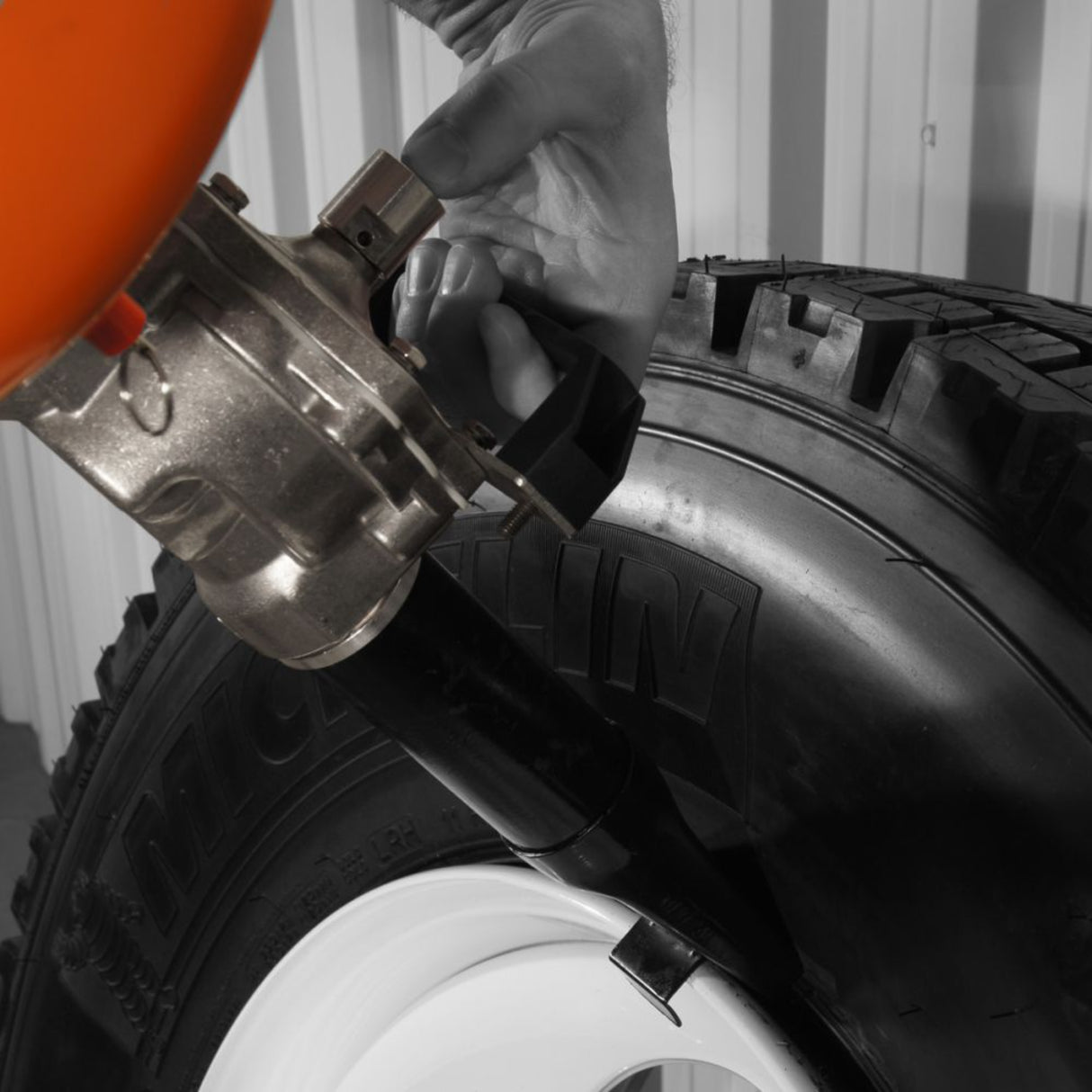 Martins Industries Automatic Release Bead Seater 5-Gallon, Ultra-Light Aluminum Tank (MABS-5AL) – Push-Button Bead Seater for ATV, PCR, LT/SUV, TBR & OTR Tires, TPMS-Safe