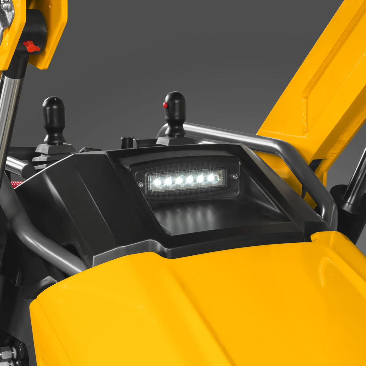 MechMaxx 25HP Stand-On Mini Skid Steer Loader with Kubota D1105 Engine