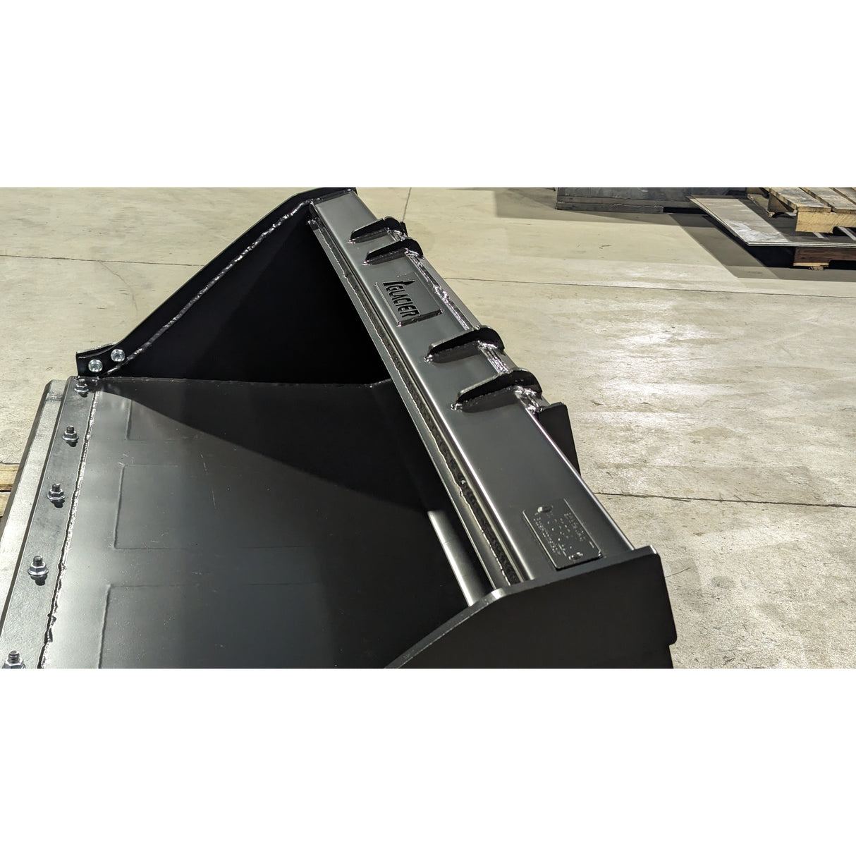 Glacier Attachments Extreme General Purpose Material/Demolition Bucket for Skid Steers