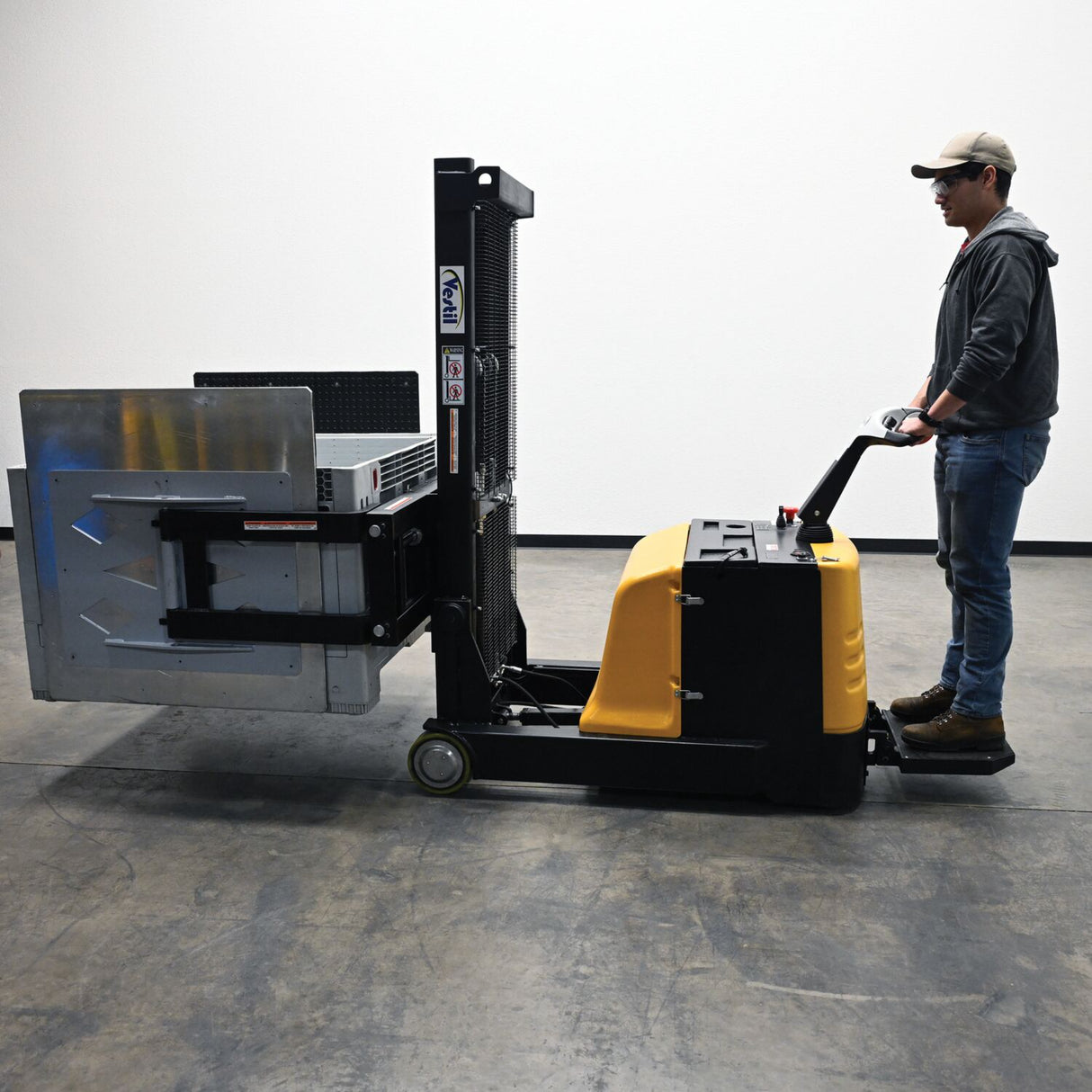 Vestil S-CB-BCF Fully Powered Bale Clamp & Lift Stacker | 800 lb Capacity, Ride-On, Counter-Balanced, 23"-41" or 27"-51" Clamp Range