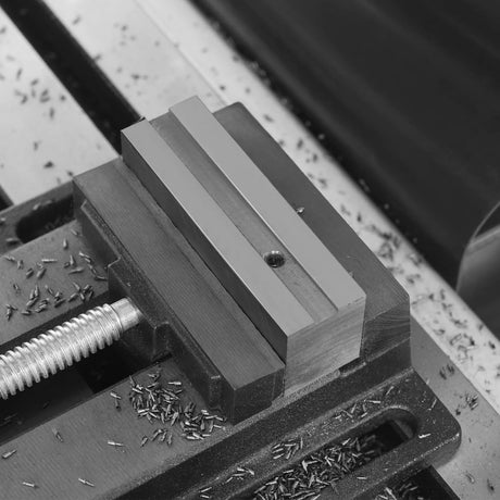 MechMaxx 8-1/4" x 33" Benchtop Mill Drill with DRO, 2HP Brushless