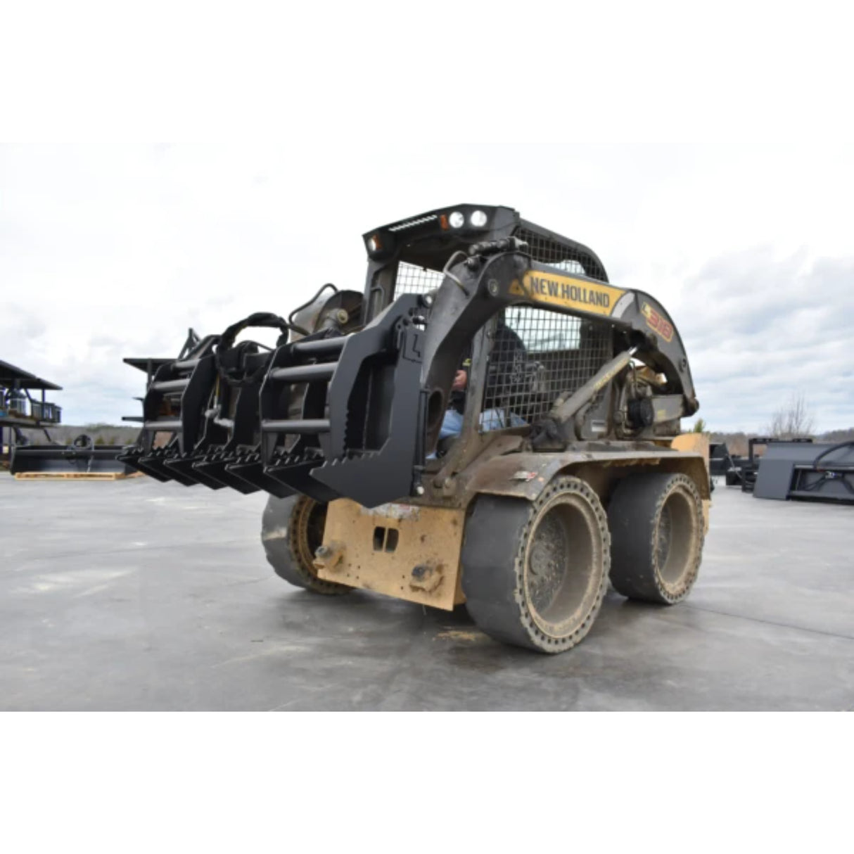 Loflin Fabrication Compact Tractor Vertical Root Grapple