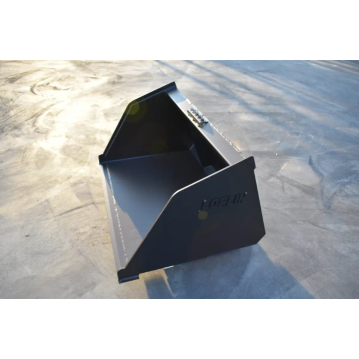 Loflin Fabrication Mini Skid Steer & Compact Tractor Snow & Litter Bucket