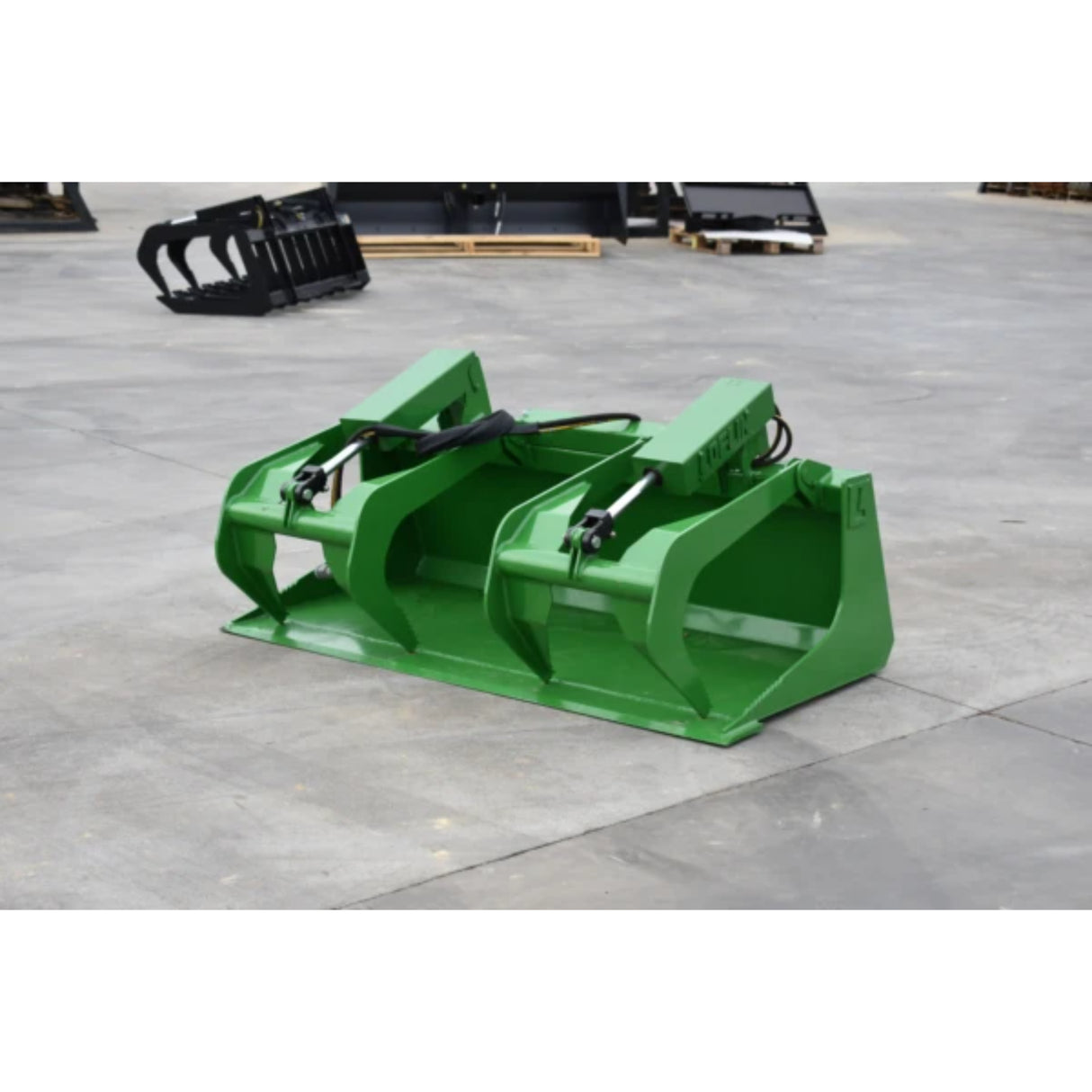 Loflin Fabrication Compact Tractor Grapple Bucket
