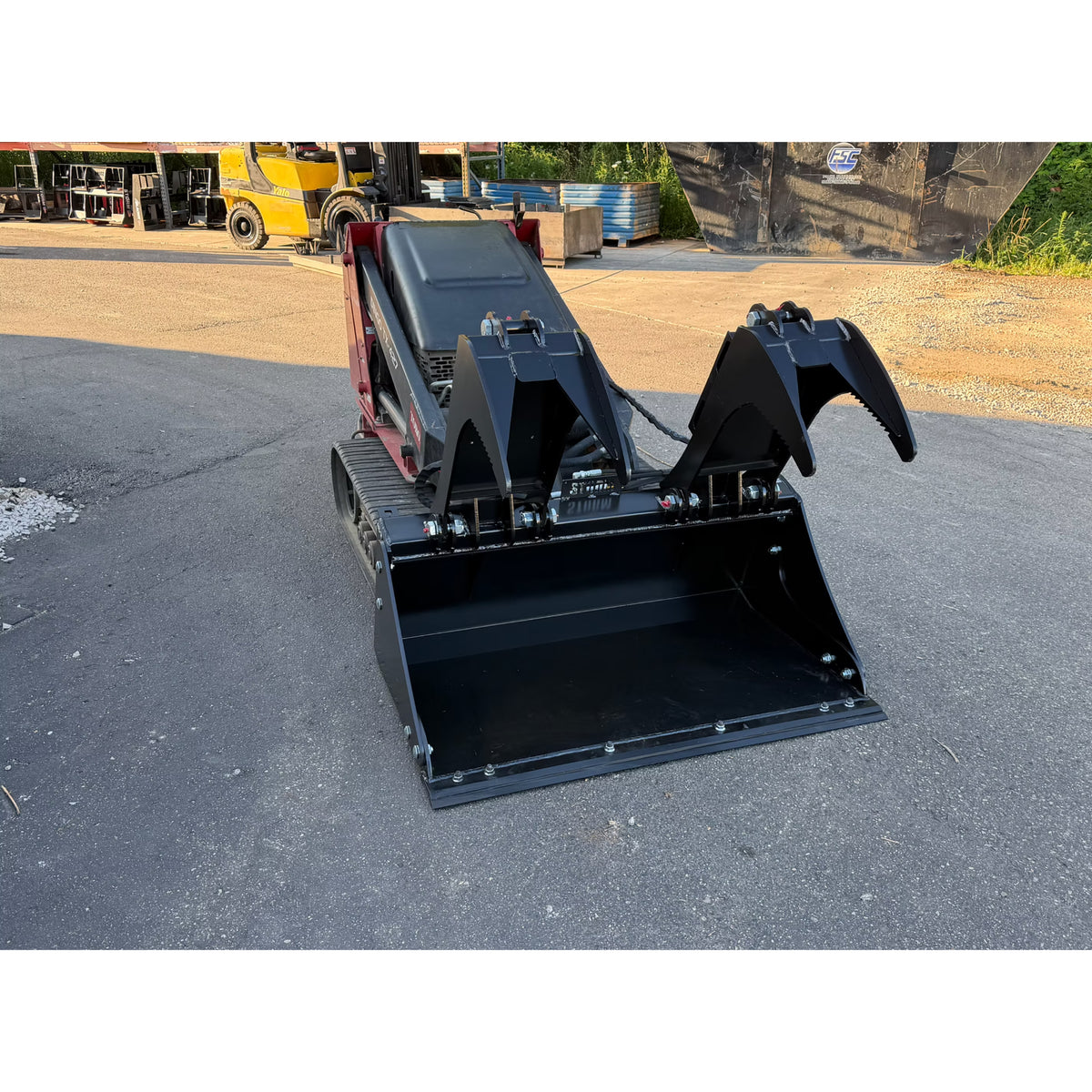 Glacier Attachments Storm 72" HD Grapple Bucket