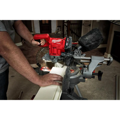 Milwaukee Folding Miter Saw Stand