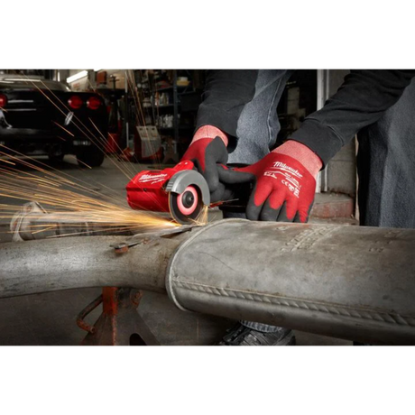 Milwaukee M12 FUEL 3 in. Compact Cut Off Tool Kit