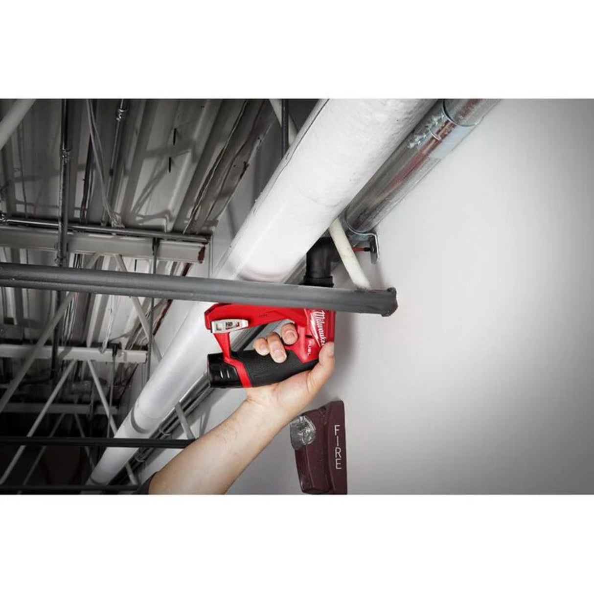 Milwaukee M12 FUEL Installation Drill/Driver Kit