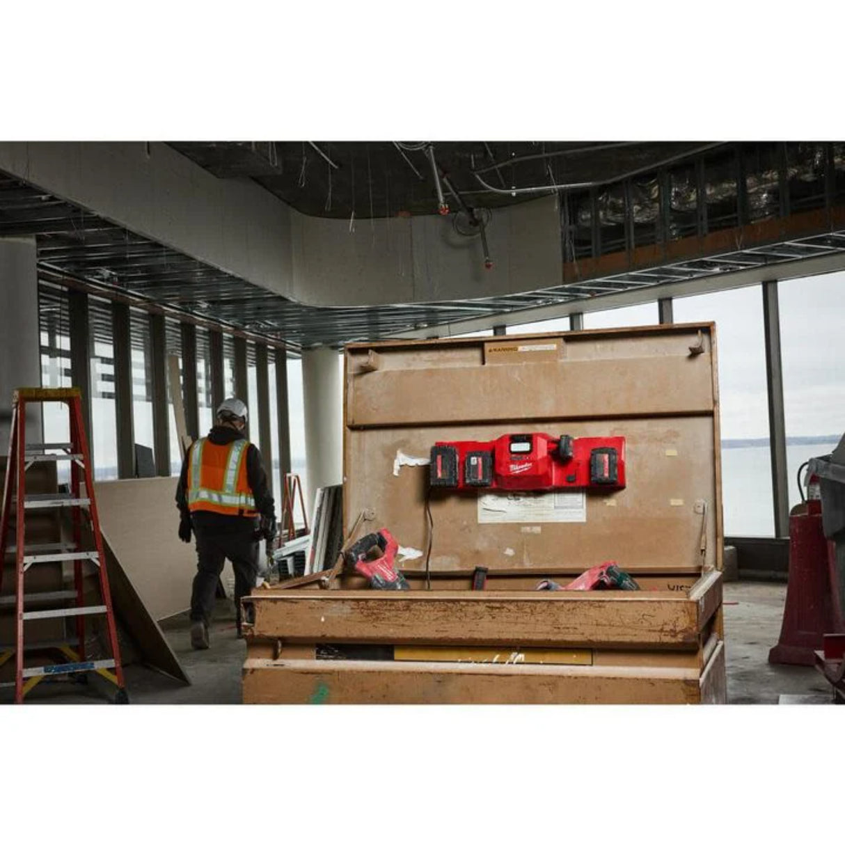 Milwaukee M18 and M12 Gangbox Rapid Charger
