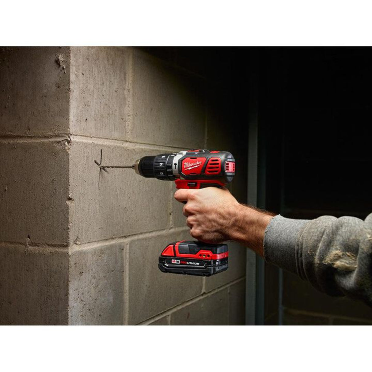 Milwaukee M18 Compact 1/2 in. Hammer Drill/Driver Kit with Compact Batteries